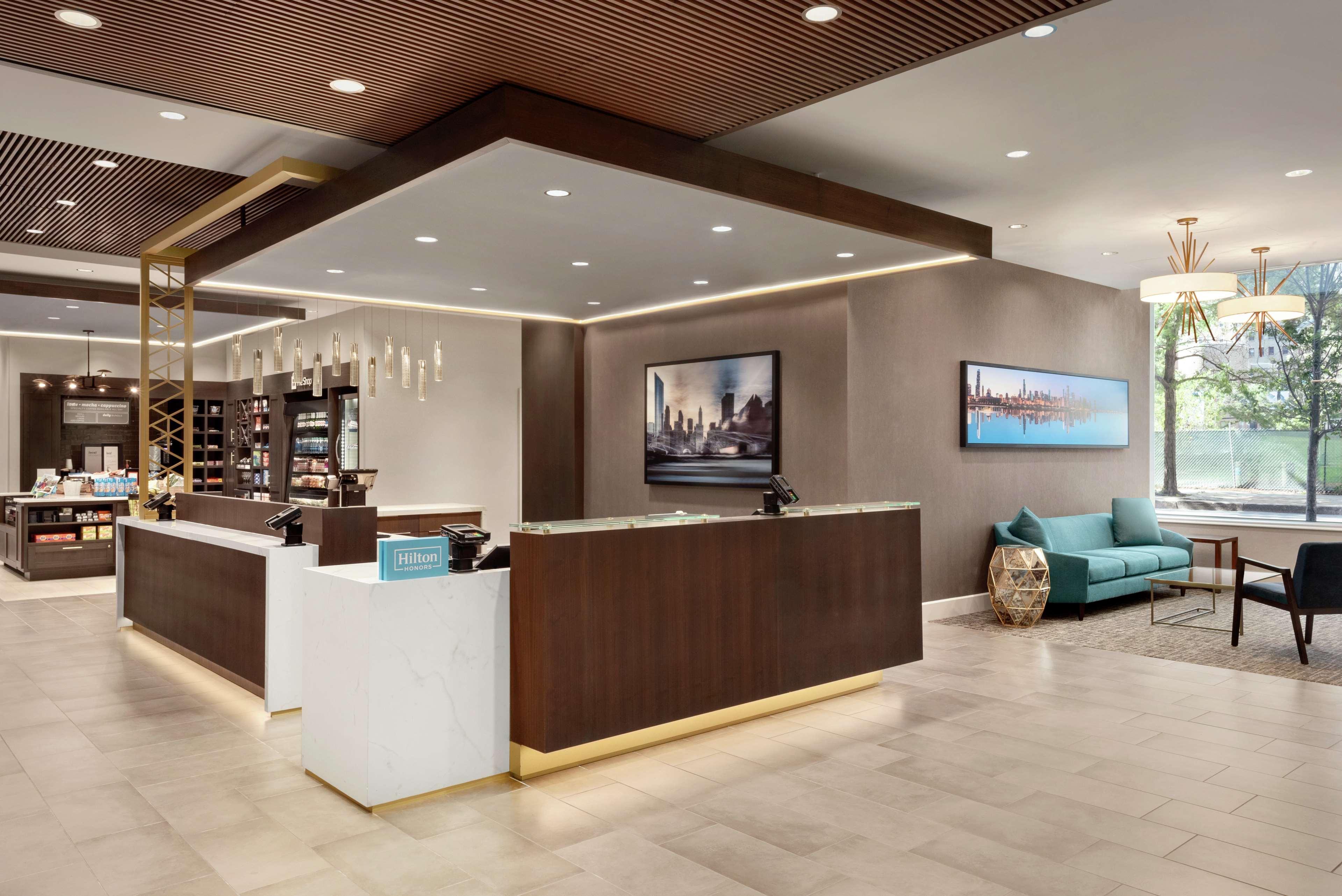 Hilton Garden Inn Chicago Downtown South Loop Bagian luar foto