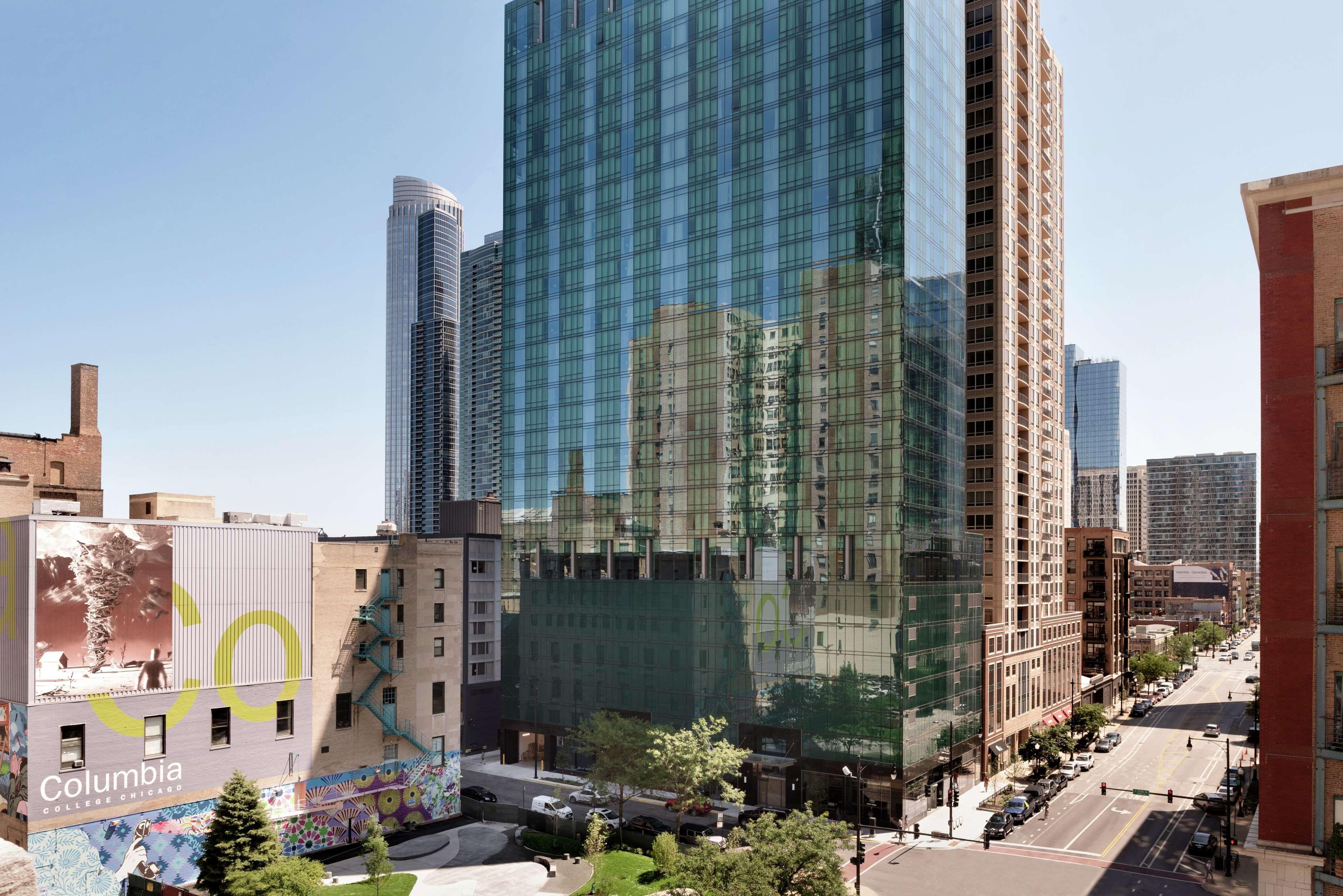 Hilton Garden Inn Chicago Downtown South Loop Bagian luar foto