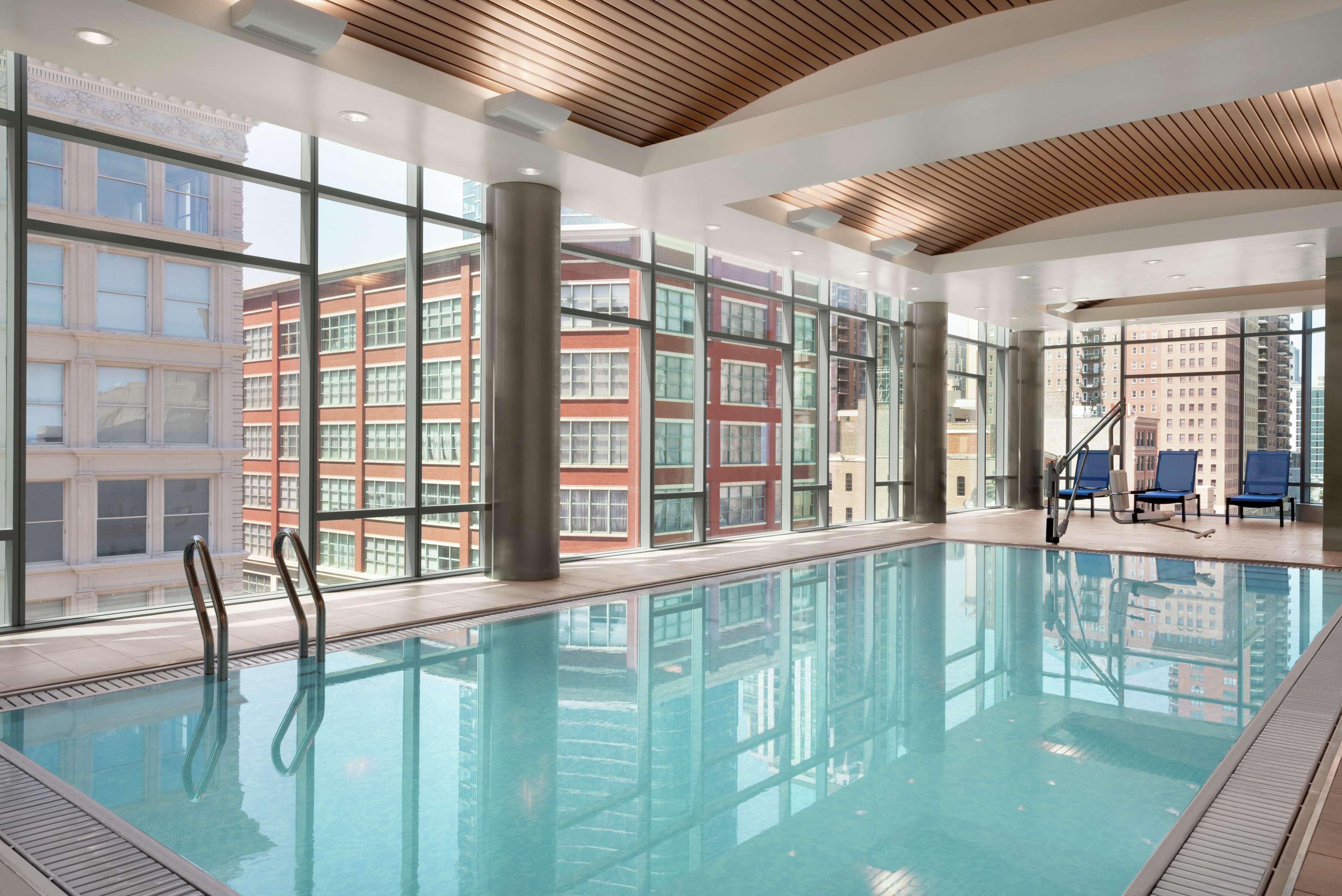 Hilton Garden Inn Chicago Downtown South Loop Bagian luar foto