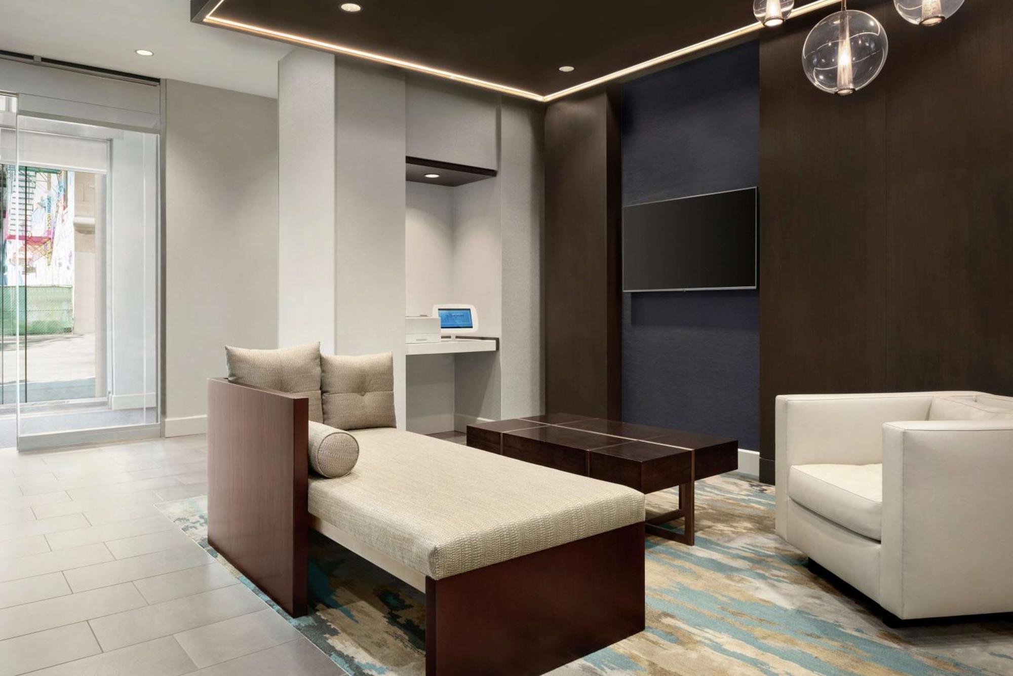Hilton Garden Inn Chicago Downtown South Loop Bagian luar foto